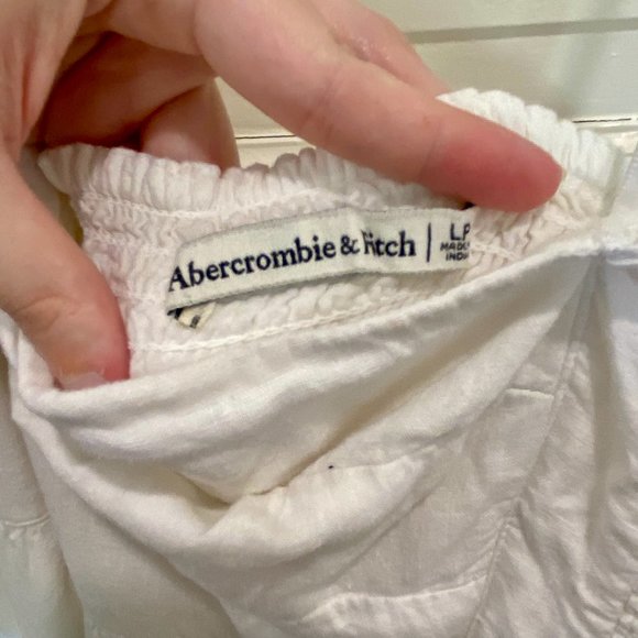 PRELOVED A&F || WHITE HALTER MAXI DRESS - Picture 5 of 6